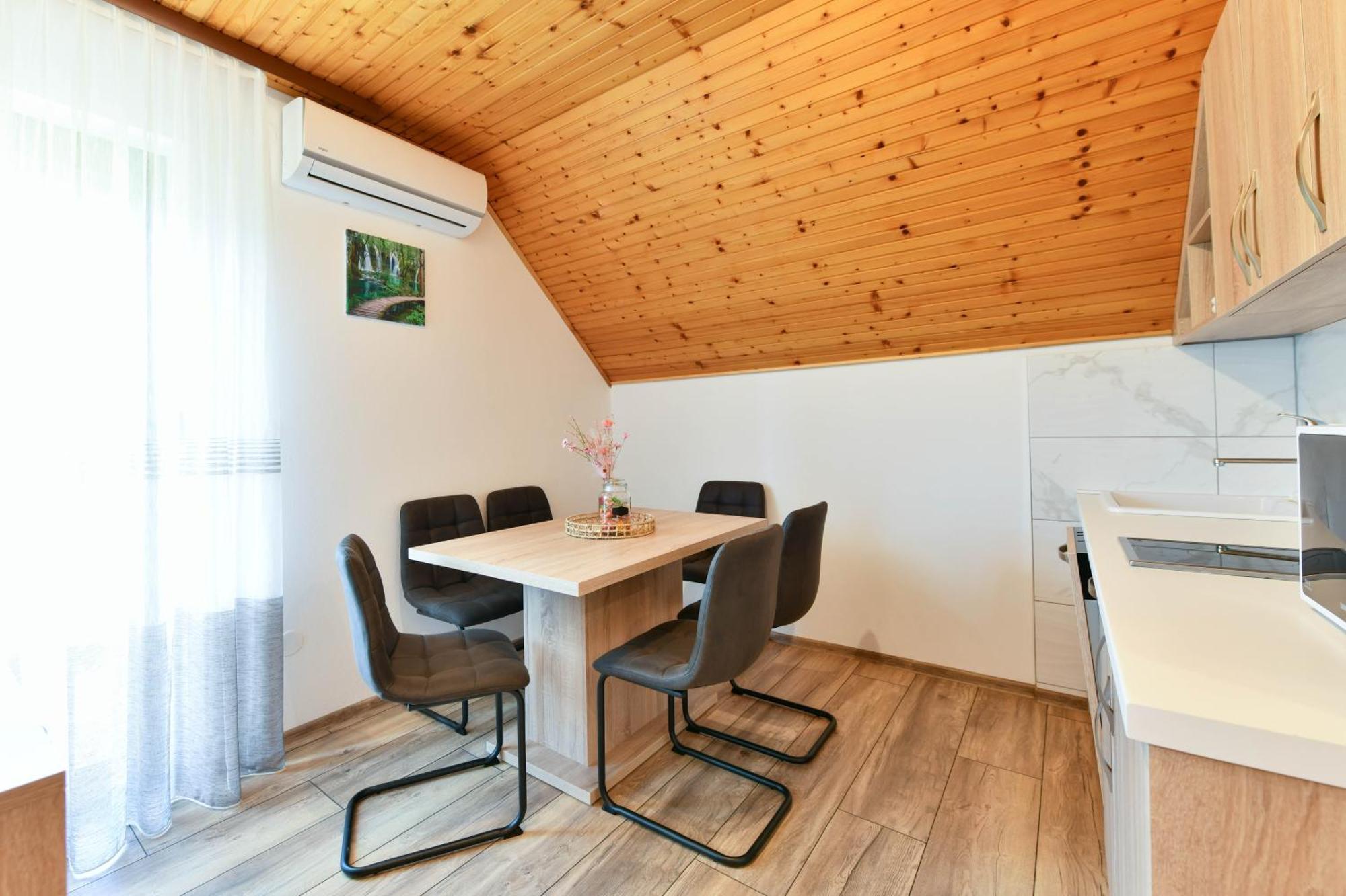 Apartment & Rooms Luketic Rastovača Extérieur photo