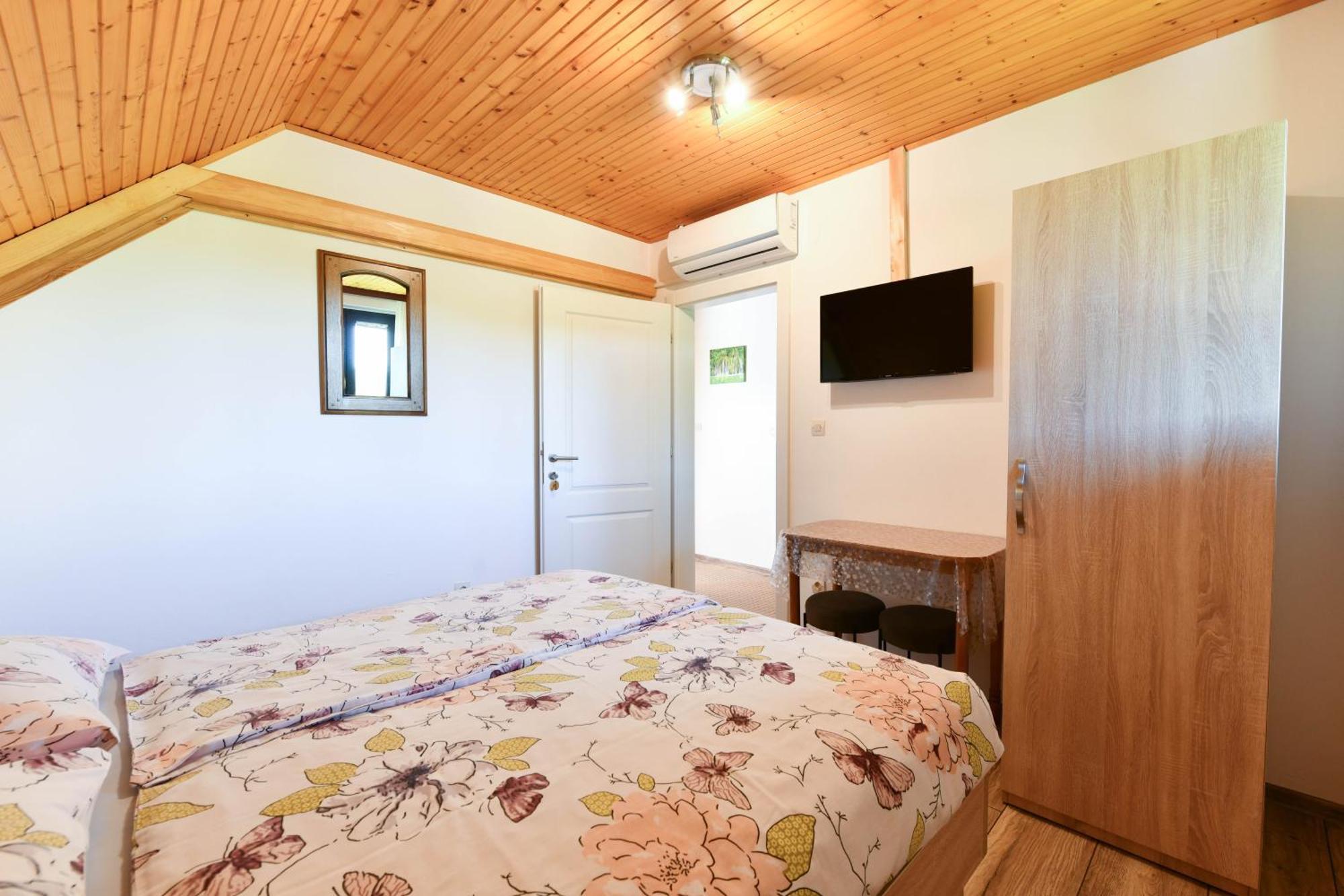 Apartment & Rooms Luketic Rastovača Extérieur photo