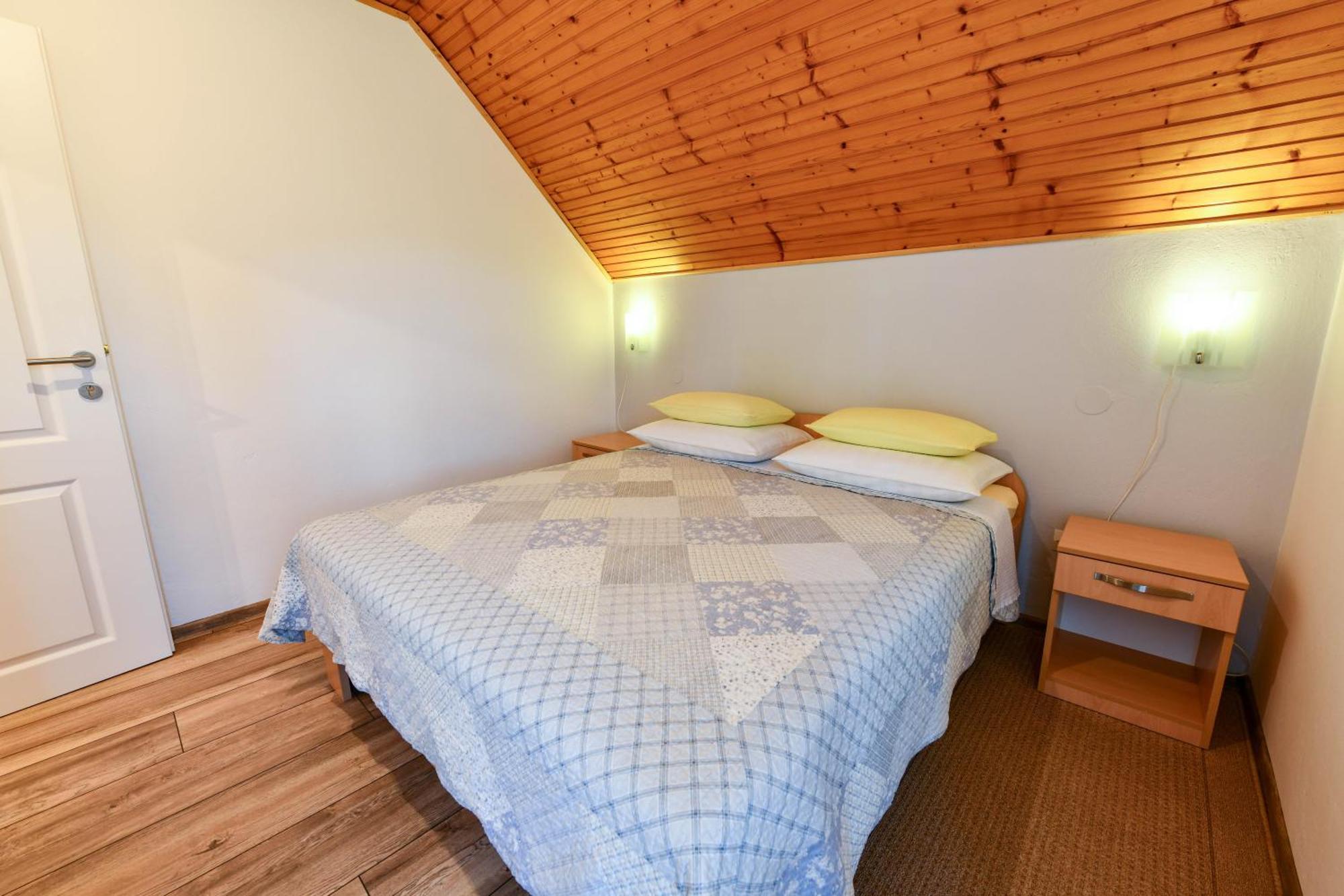 Apartment & Rooms Luketic Rastovača Extérieur photo